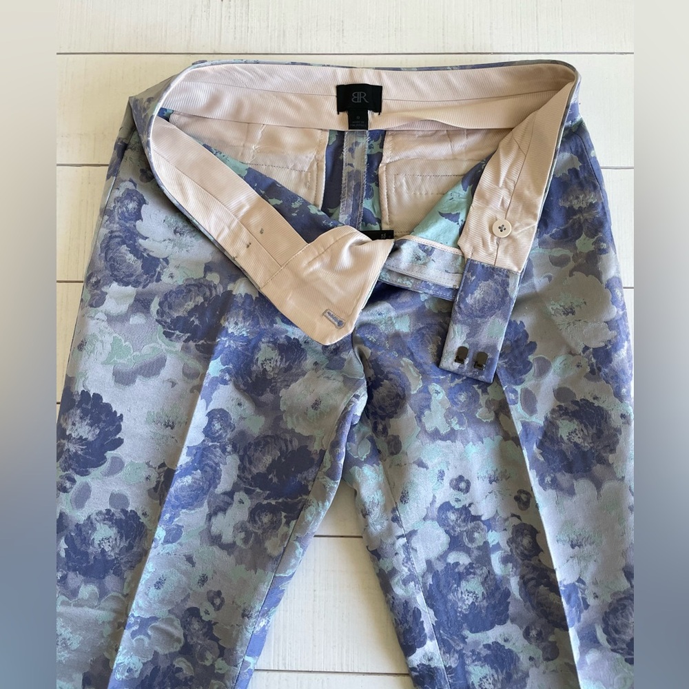Banana Republic Purple & Blue Floral Sheen Ankle Dress Pants Women’s 0 - Picture 11 of 12